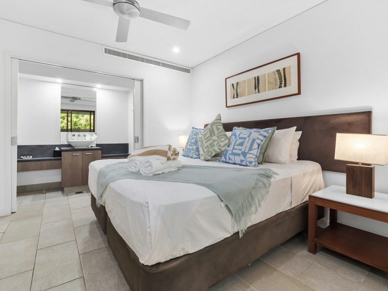316/5 Triton Street, Palm Cove QLD 4879