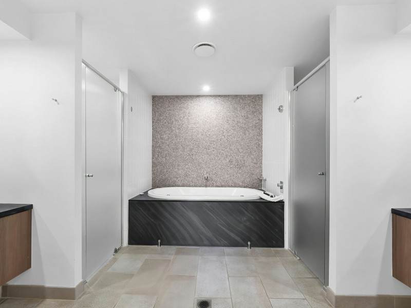 316/5 Triton Street, Palm Cove QLD 4879