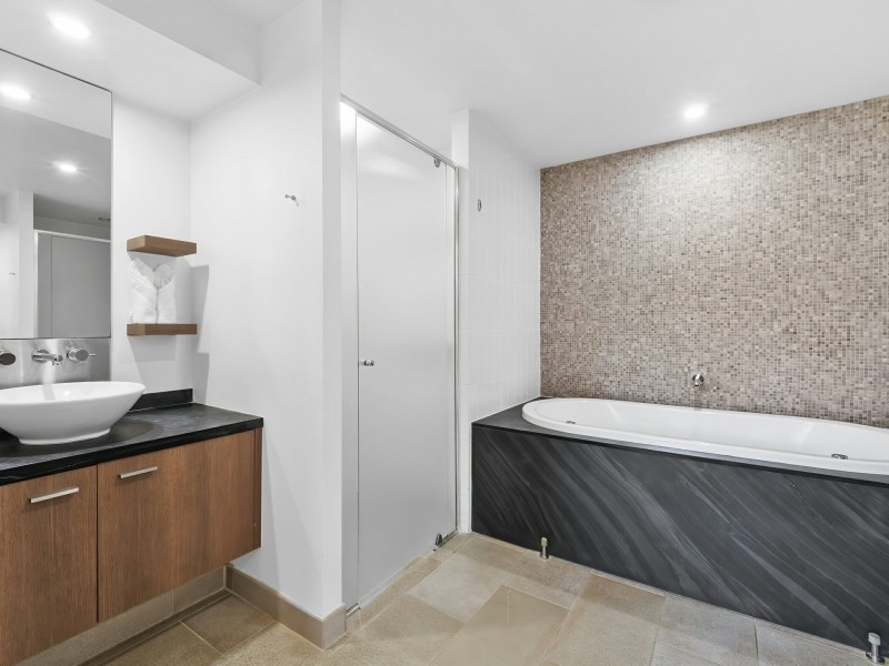 316/5 Triton Street, Palm Cove QLD 4879