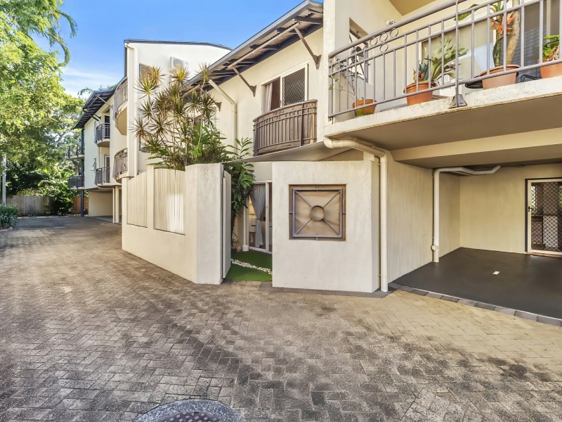 1/205 McLeod Street, Cairns North QLD 4870
