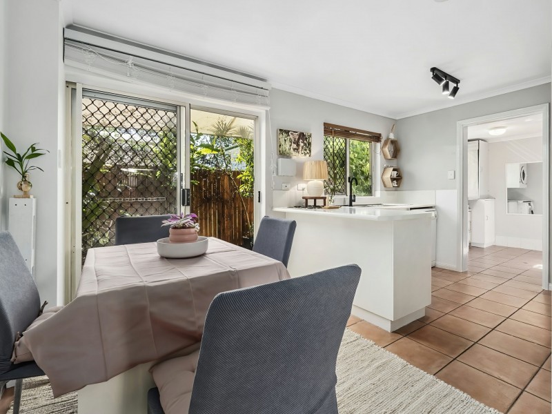 1/205 McLeod Street, Cairns North QLD 4870