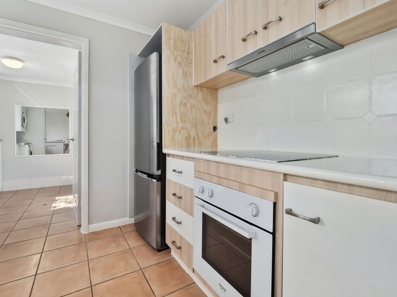 1/205 McLeod Street, Cairns North QLD 4870