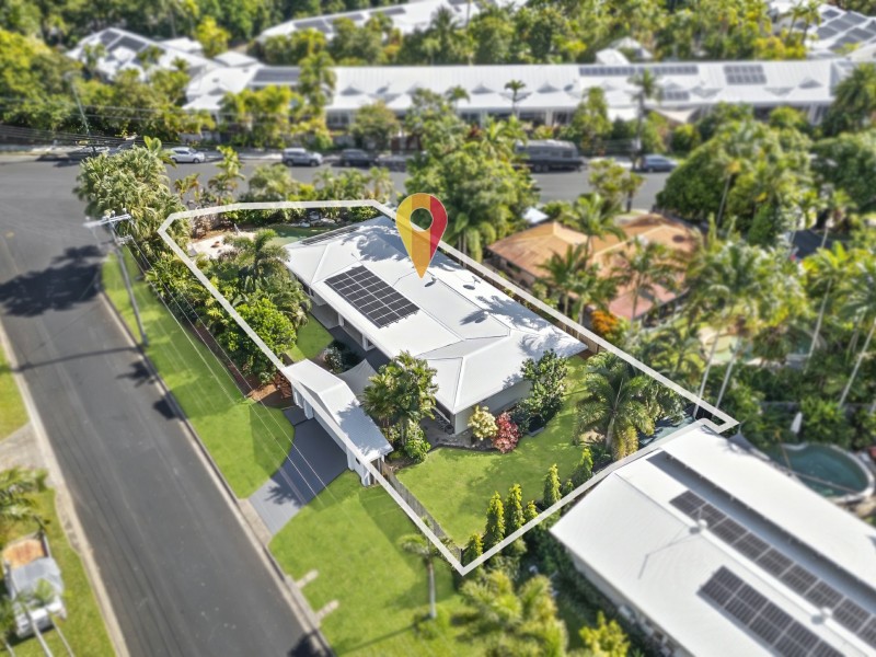 89 Cedar Road, Palm Cove QLD 4879