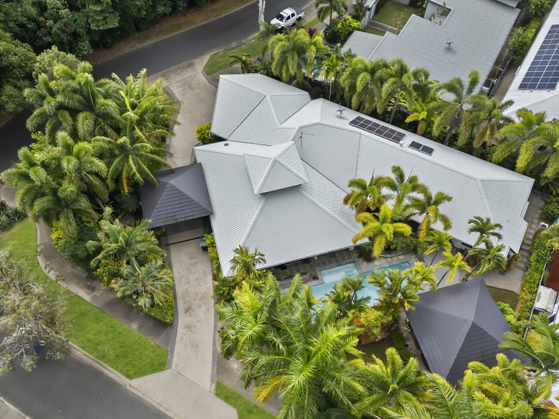 13 Lillian Road, Palm Cove QLD 4879