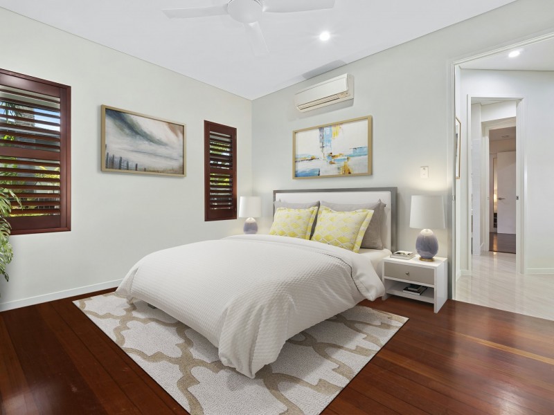 13 Lillian Road, Palm Cove QLD 4879