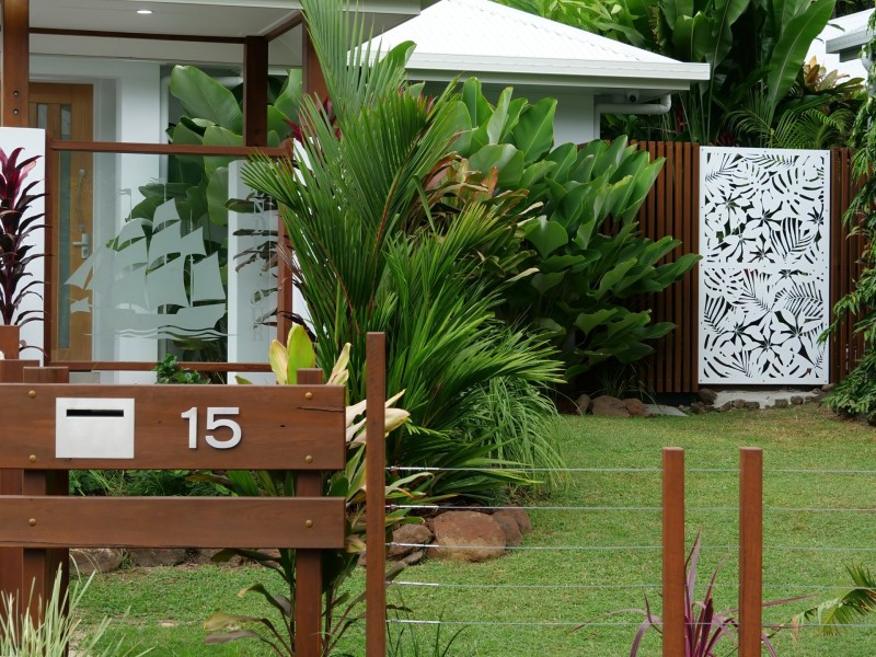 15 Endeavour Road, Clifton Beach QLD 4879