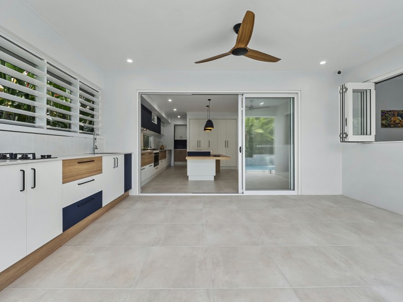 15 Endeavour Road, Clifton Beach QLD 4879