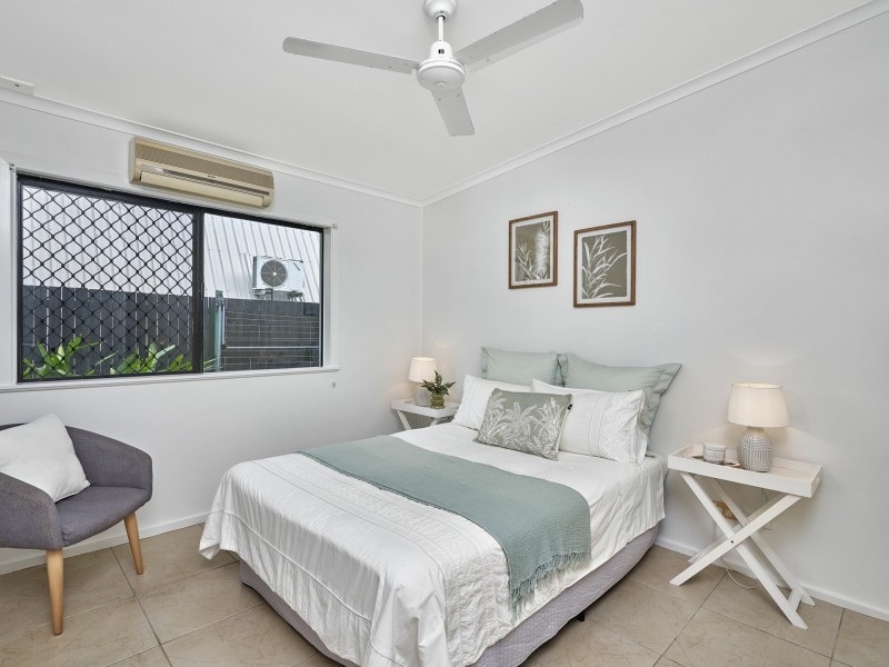 9 Derby Street, Yorkeys Knob QLD 4878
