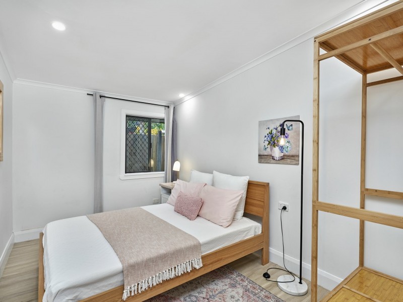 9 Derby Street, Yorkeys Knob QLD 4878