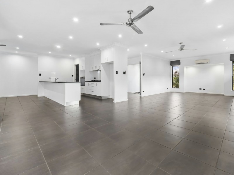 10 Pacific Place, Trinity Park QLD 4879