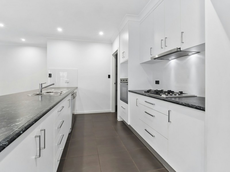 10 Pacific Place, Trinity Park QLD 4879
