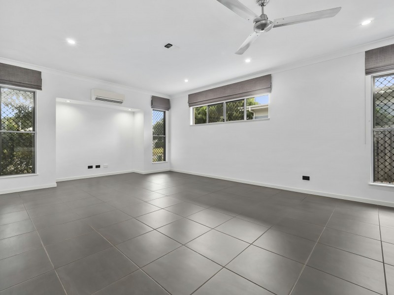 10 Pacific Place, Trinity Park QLD 4879