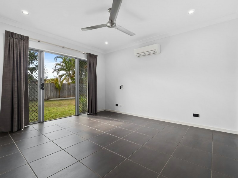 10 Pacific Place, Trinity Park QLD 4879
