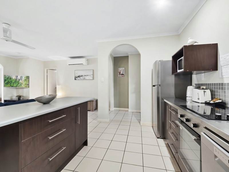 15/81-85 Cedar Road, Palm Cove QLD 4879