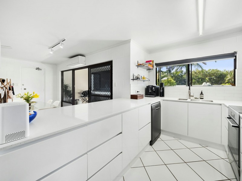 10/22-24 Rutherford Street, Yorkeys Knob QLD 4878