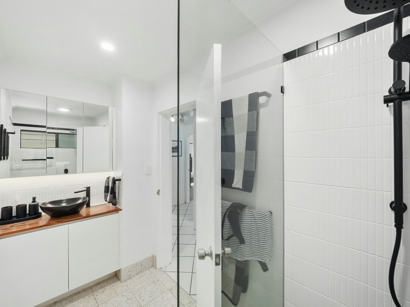 10/22-24 Rutherford Street, Yorkeys Knob QLD 4878