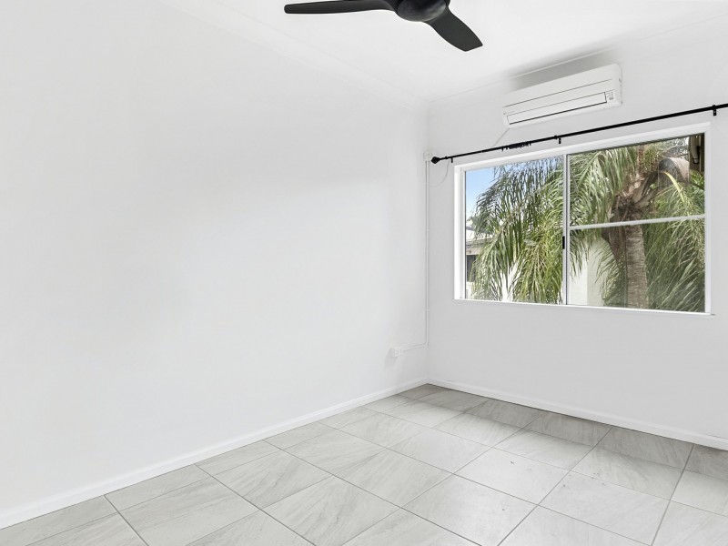 5/544 Varley Street, Yorkeys Knob QLD 4878