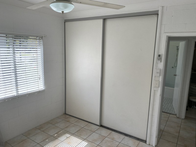 4/527 Varley St, Yorkeys Knob QLD 4878