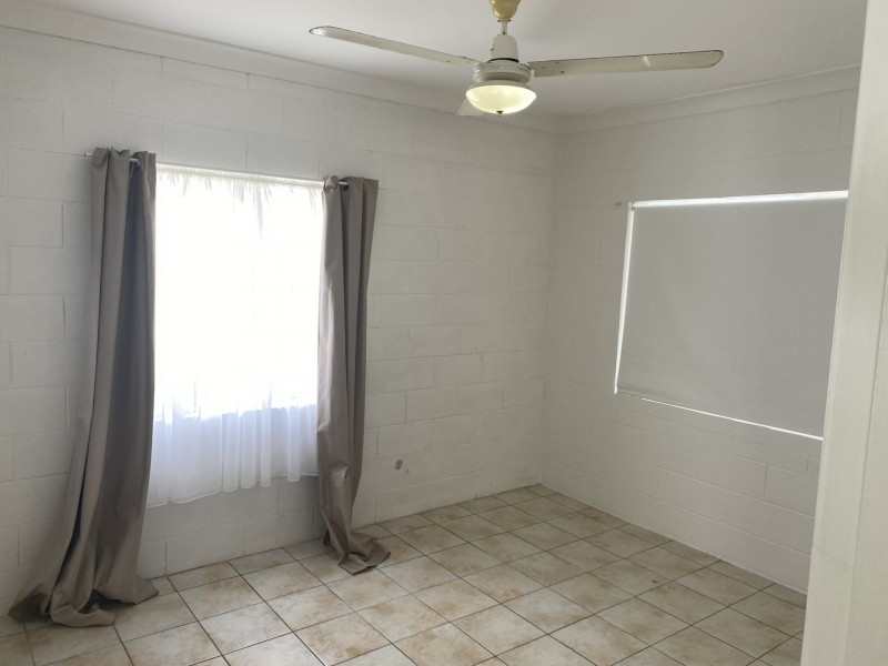 4/527 Varley St, Yorkeys Knob QLD 4878