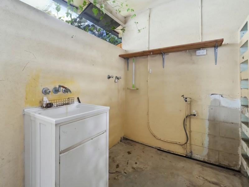 15 Mimosa Street, Holloways Beach QLD 4878