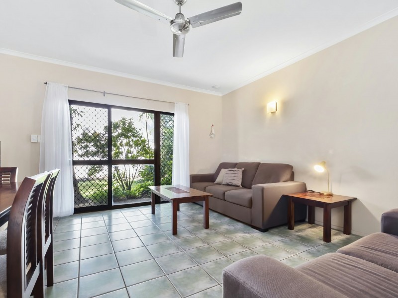 2/17 Rutherford Street, Yorkeys Knob QLD 4878