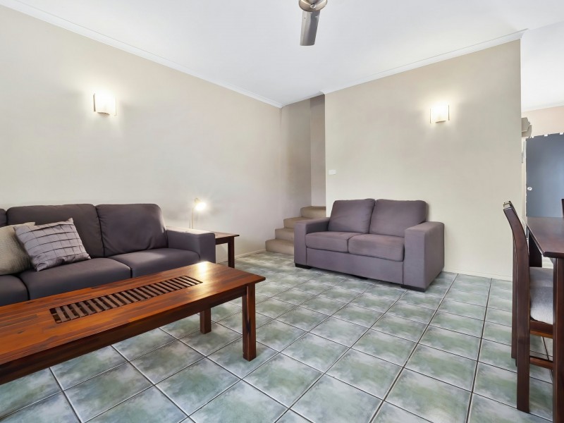 2/17 Rutherford Street, Yorkeys Knob QLD 4878