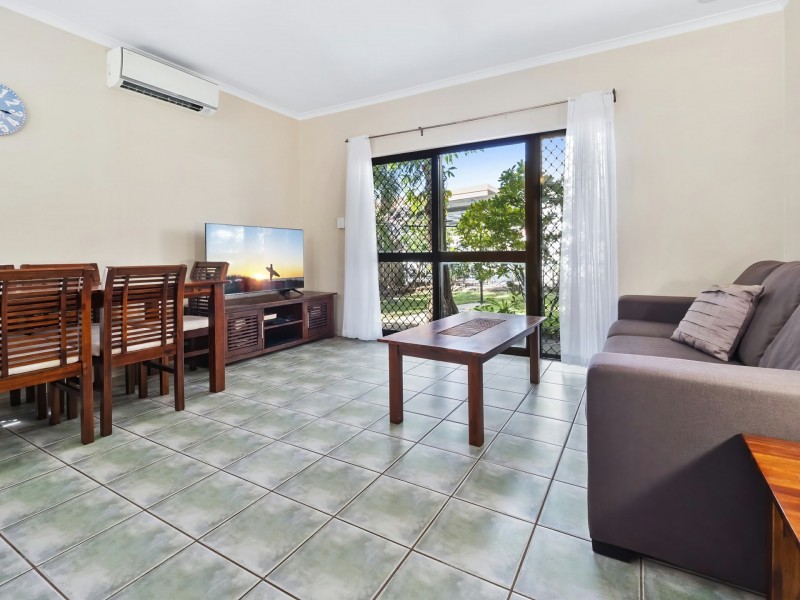 2/17 Rutherford Street, Yorkeys Knob QLD 4878