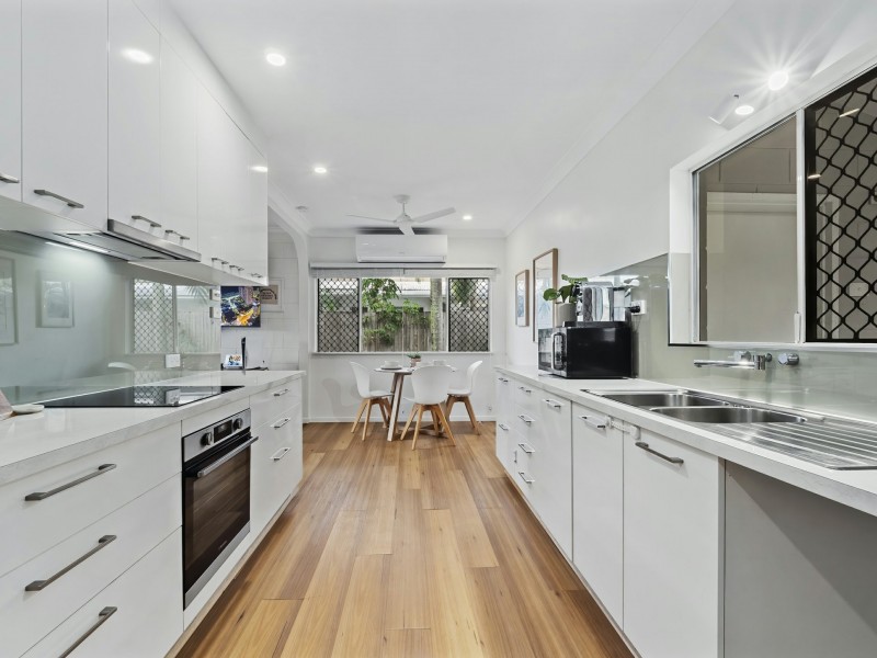 33 Morgan Street, Yorkeys Knob QLD 4878