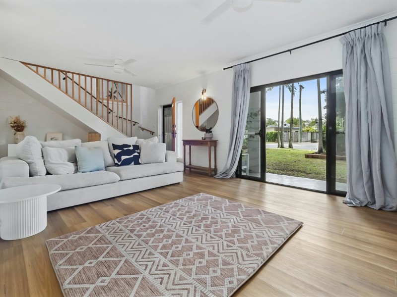 33 Morgan Street, Yorkeys Knob QLD 4878