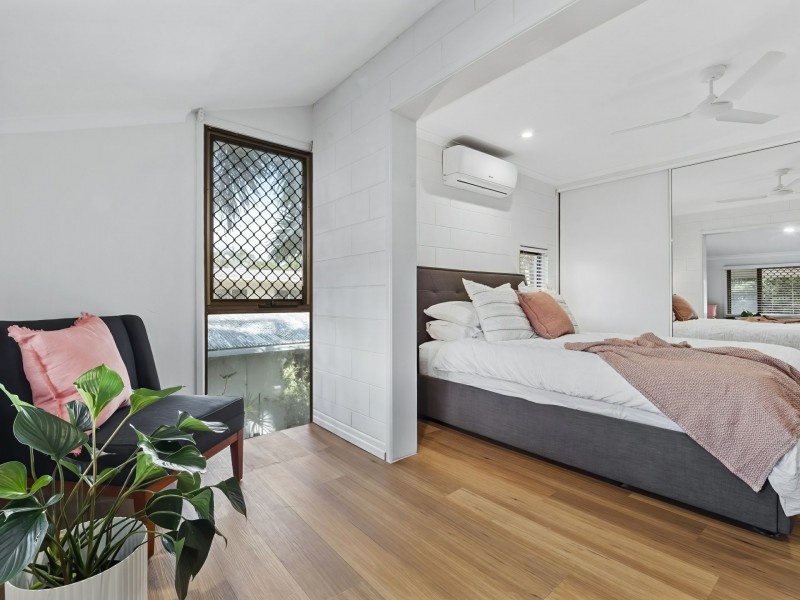 33 Morgan Street, Yorkeys Knob QLD 4878