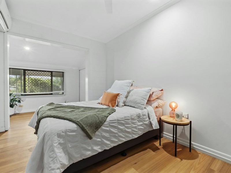 33 Morgan Street, Yorkeys Knob QLD 4878