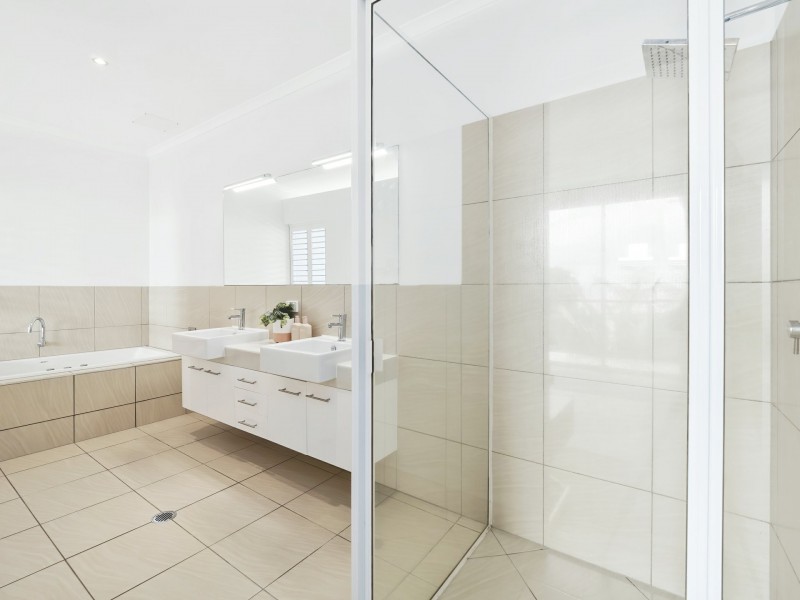 15 Dowsett Close, Yorkeys Knob QLD 4878