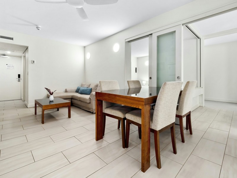 2407/2-22 Veivers Road, Palm Cove QLD 4879