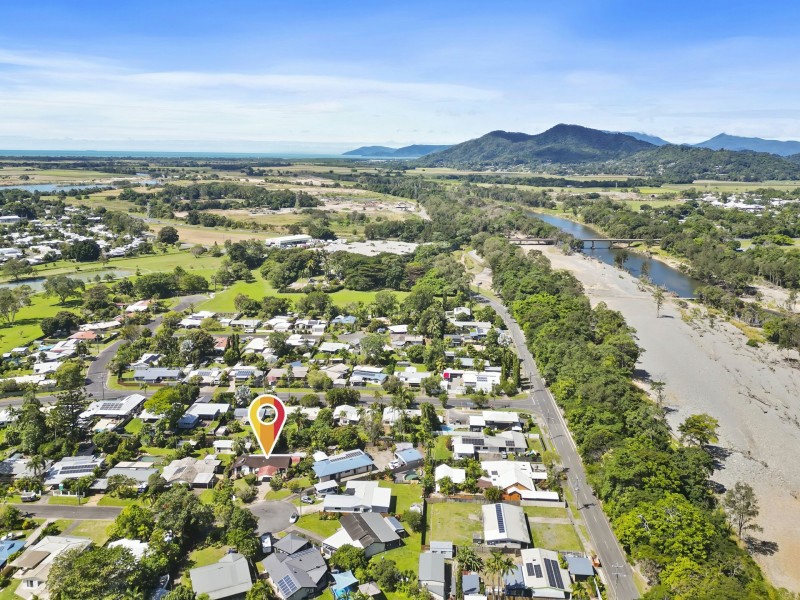 6 Tarana Close, Caravonica QLD 4878