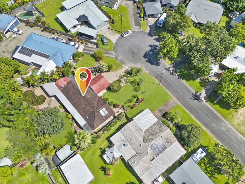 6 Tarana Close, Caravonica QLD 4878