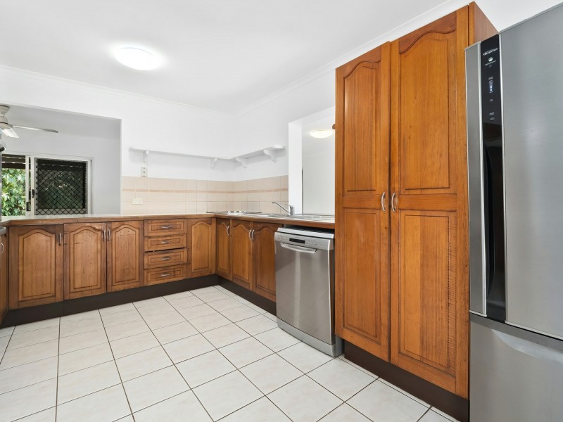 6 Tarana Close, Caravonica QLD 4878