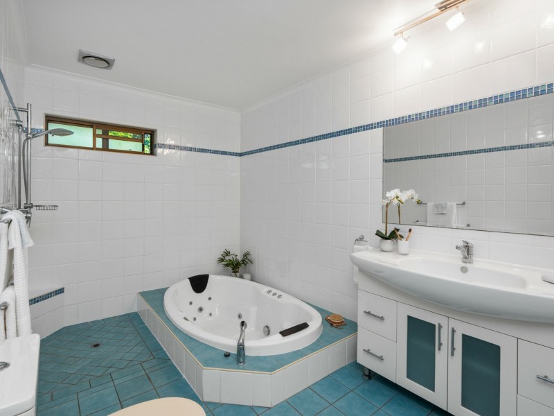 184 Trinity Beach Road, Trinity Beach QLD 4879