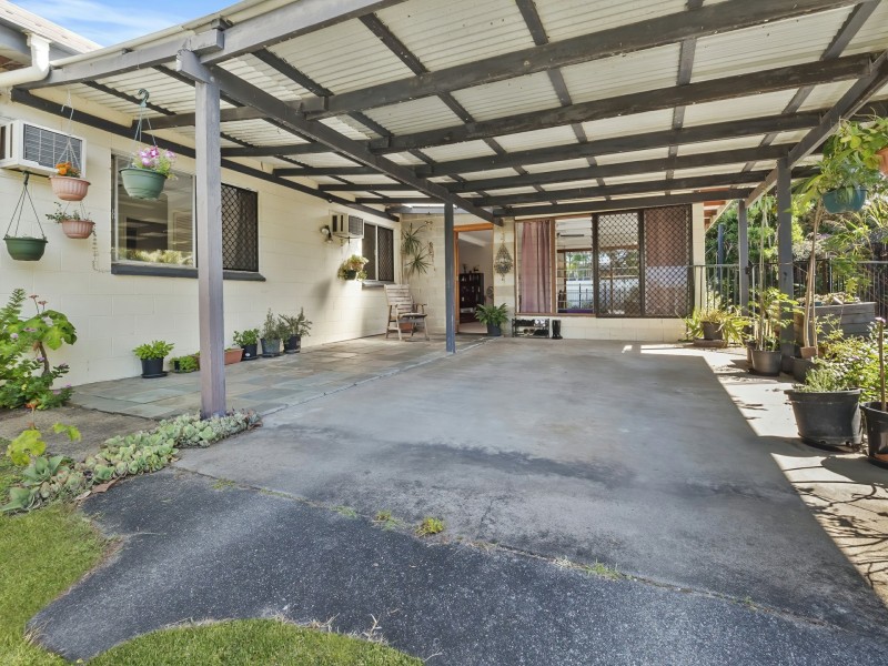67 Cunningham Street, Yorkeys Knob QLD 4878