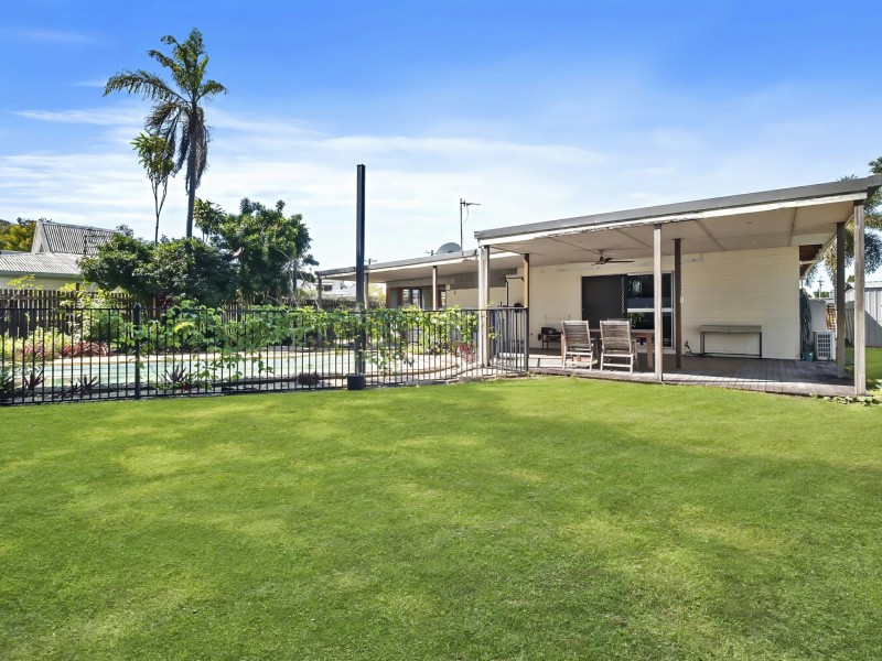 67 Cunningham Street, Yorkeys Knob QLD 4878