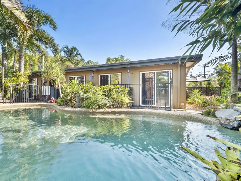 19 Christensen Street, Machans Beach QLD 4878