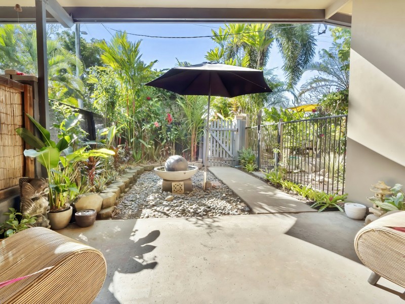19 Christensen Street, Machans Beach QLD 4878