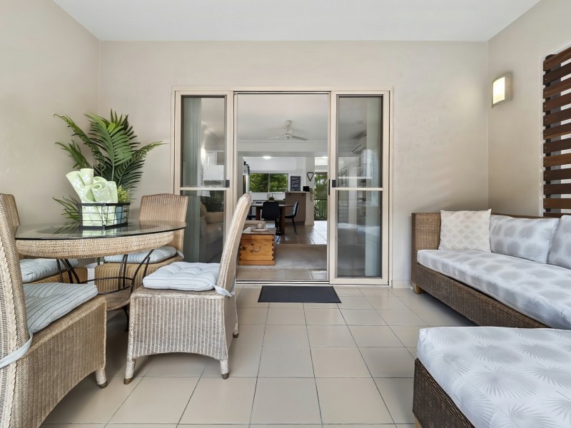 215/55-57 Clifton Road, Clifton Beach QLD 4879