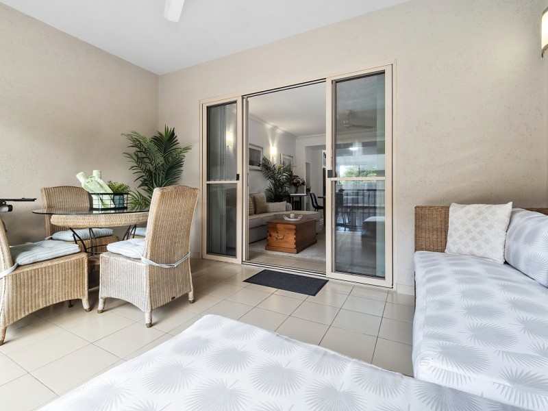 215/55-57 Clifton Road, Clifton Beach QLD 4879