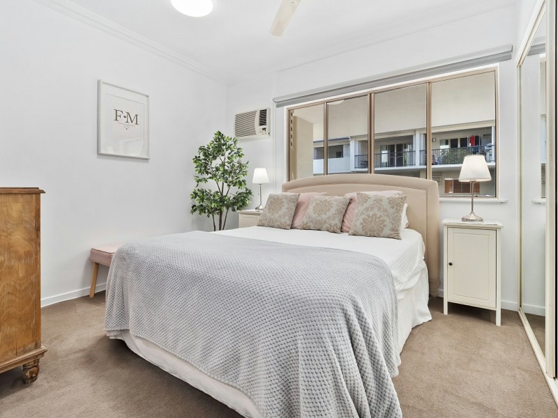 215/55-57 Clifton Road, Clifton Beach QLD 4879