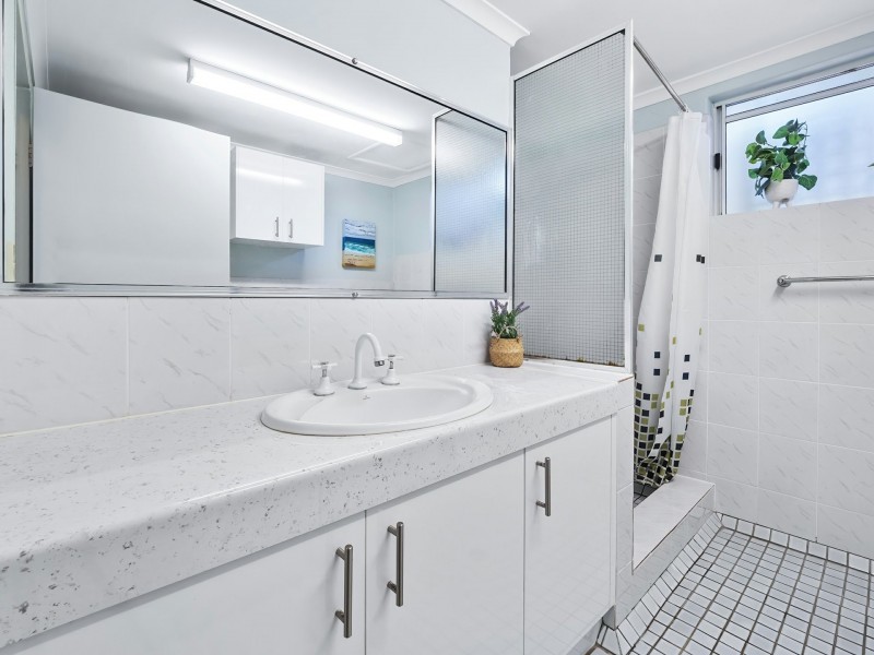 15/1 Ray Street, Yorkeys Knob QLD 4878