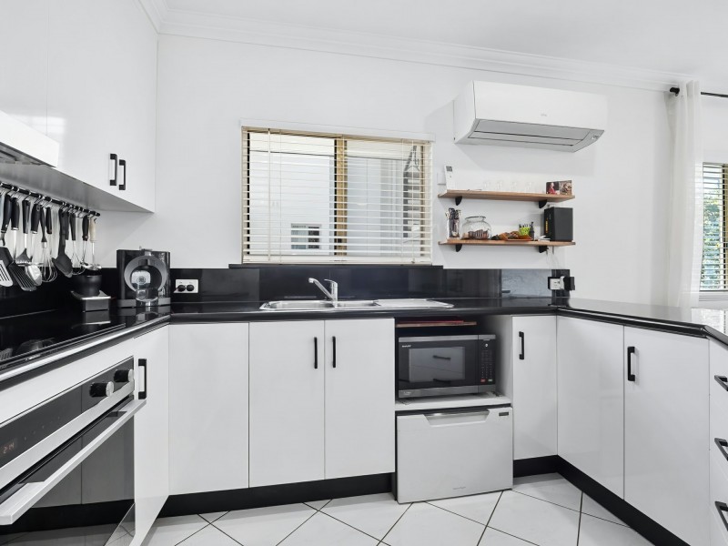 6/41 Sims Esplanade, Yorkeys Knob QLD 4878