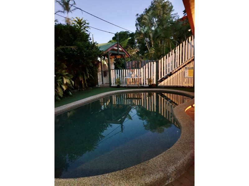 3/9 Hibiscus Lane, Holloways Beach QLD 4878