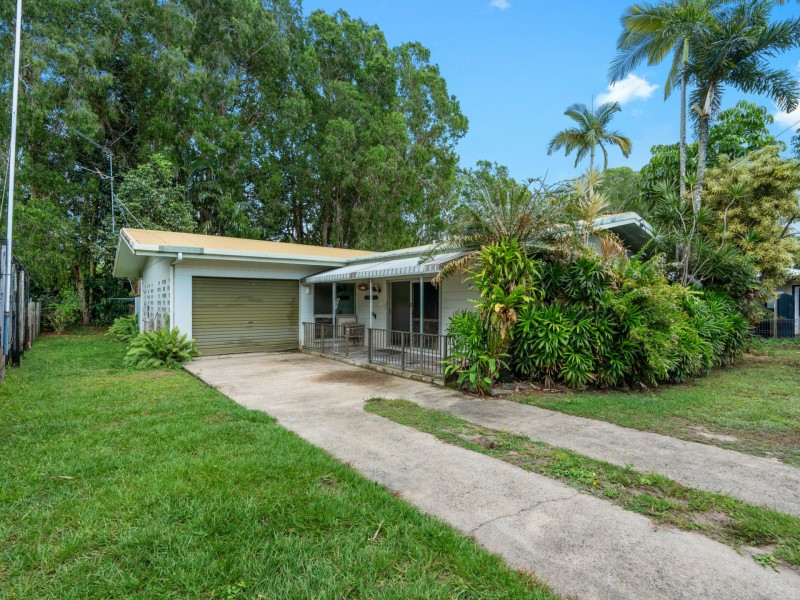 3 Samuel Street, Yorkeys Knob QLD 4878