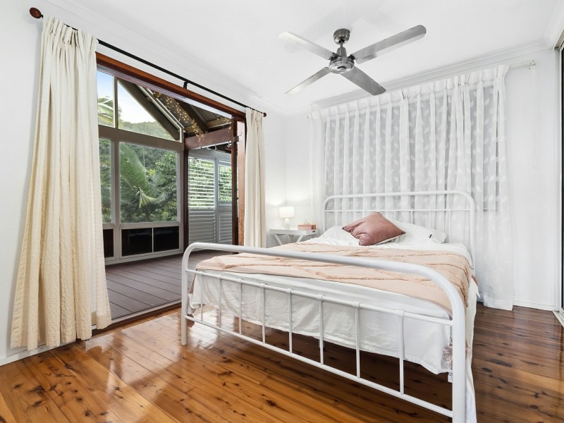 302 Toogood Road, Bayview Heights QLD 4868