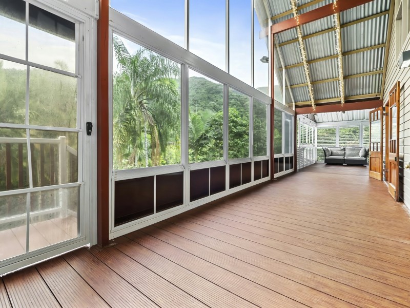 302 Toogood Road, Bayview Heights QLD 4868